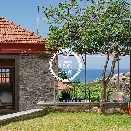 Casa Da Aldeia By An Island Camara de Lobos