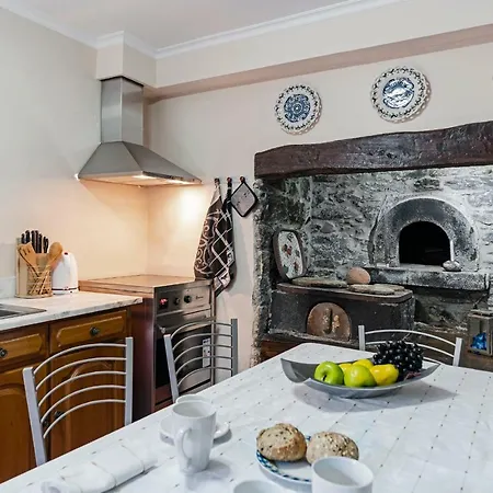 Casa Da Aldeia By An Island *