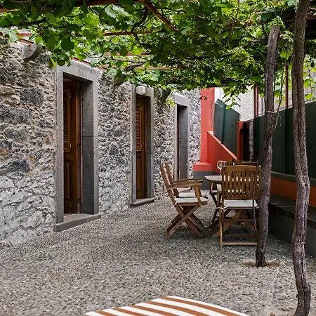 Casa Da Aldeia By An Island Semesterbostad