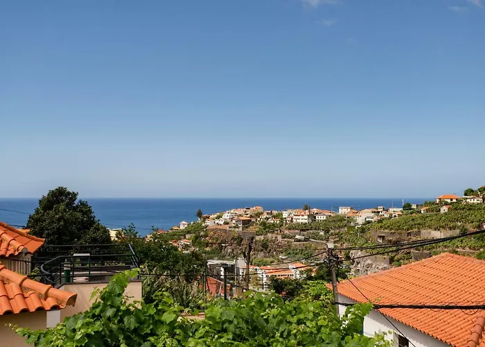 Casa Da Aldeia By An Island