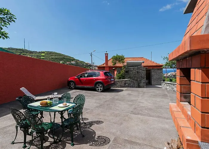 Casa Da Aldeia By An Island *